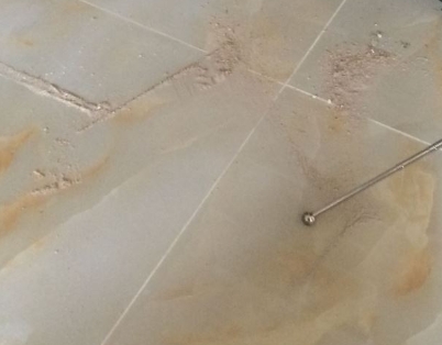 奎屯瓷砖空鼓维修公司分享粘合剂选择不当在瓷砖铺贴过程中可能导致以下问题